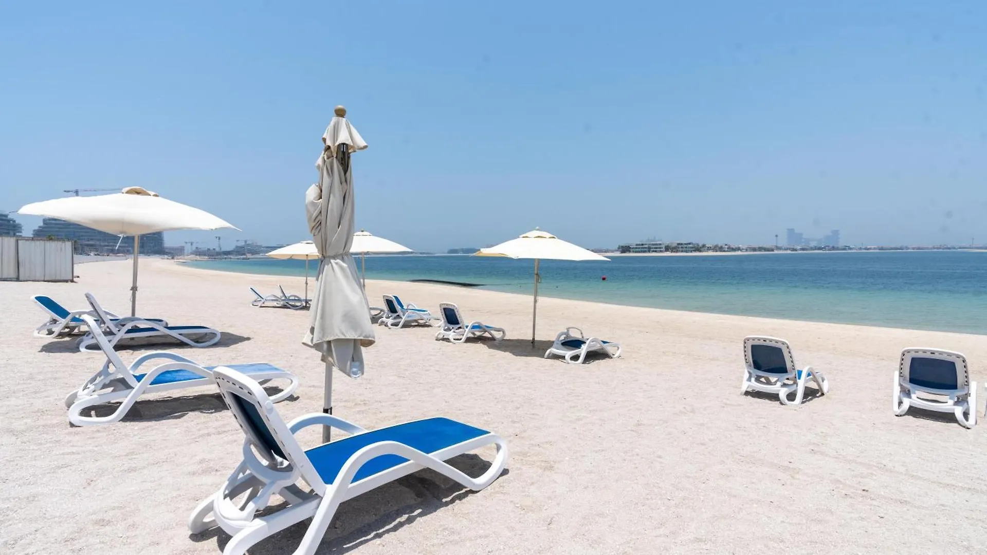 Apartment Samaya Holiday Homes - The Palm Modern 1B Apt With Beach Access Dubai United Arab Emirates