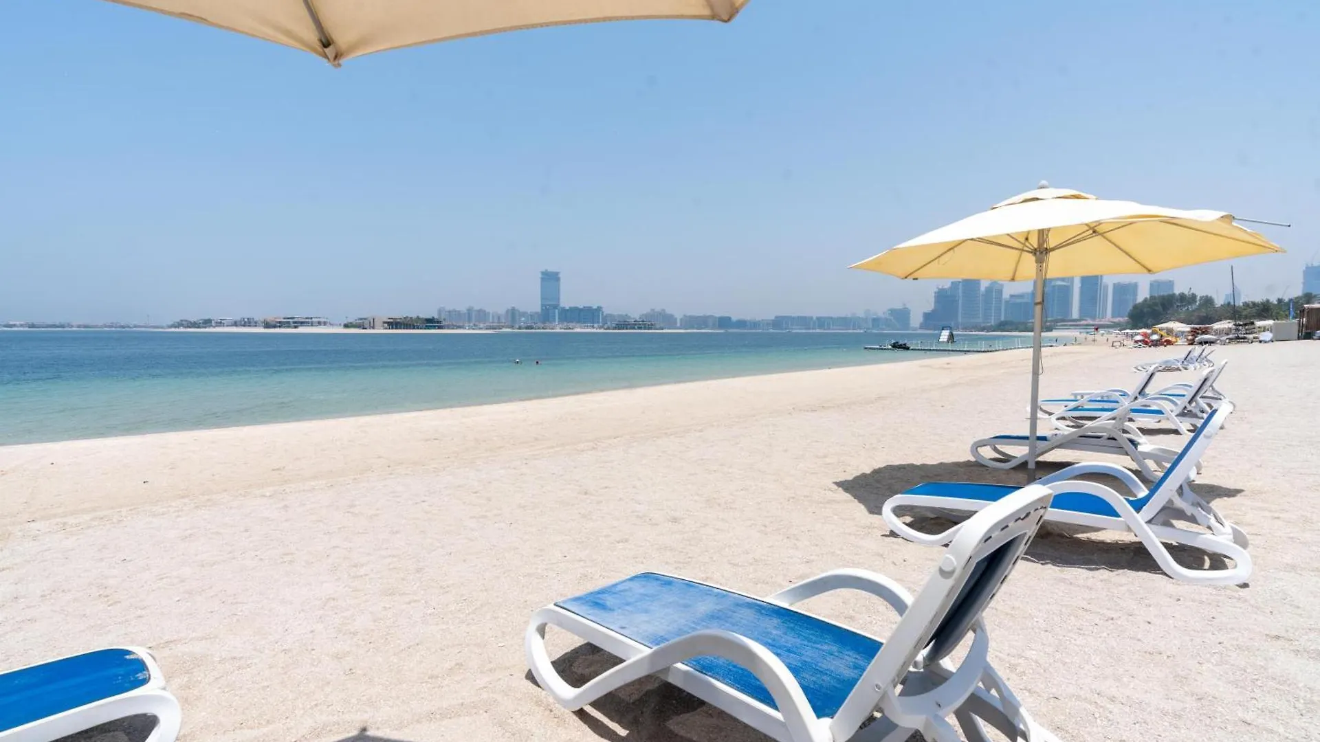 Apartment Samaya Holiday Homes - The Palm Modern 1B Apt With Beach Access Dubai